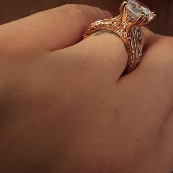 Wedding band Round Cubic Zoniconia Women Rose Gold Plated Engagement 7 ring - Picture 4 of 5